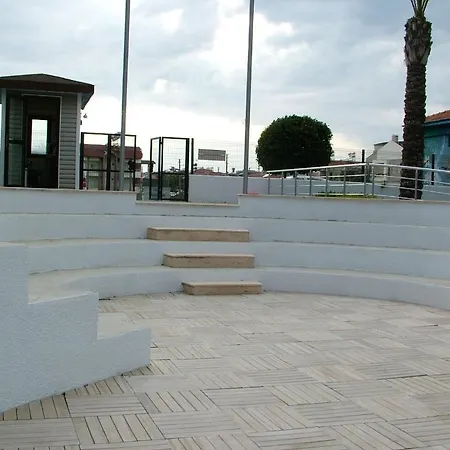 Garden דירה *